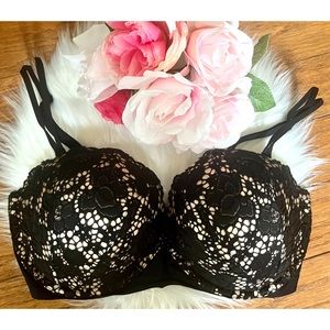 Victoria’s Secret Very Sexy Multi-way Multi-position Lace Bra